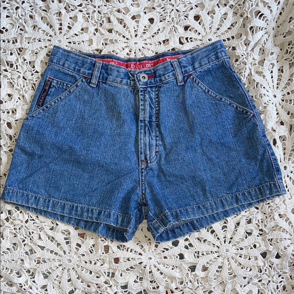 Vintage B.U.M. equipment Denim Shorts Patch Logo size 7